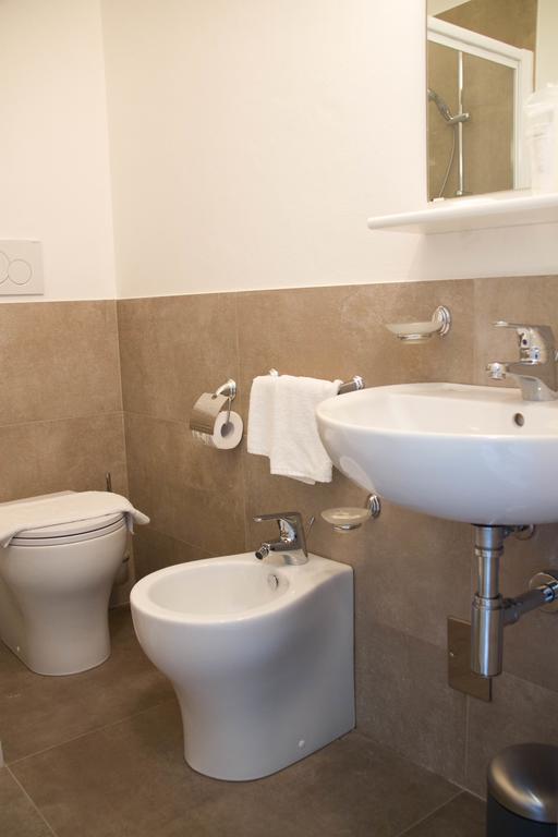 Hotel Arianna Ιζέο Δωμάτιο φωτογραφία