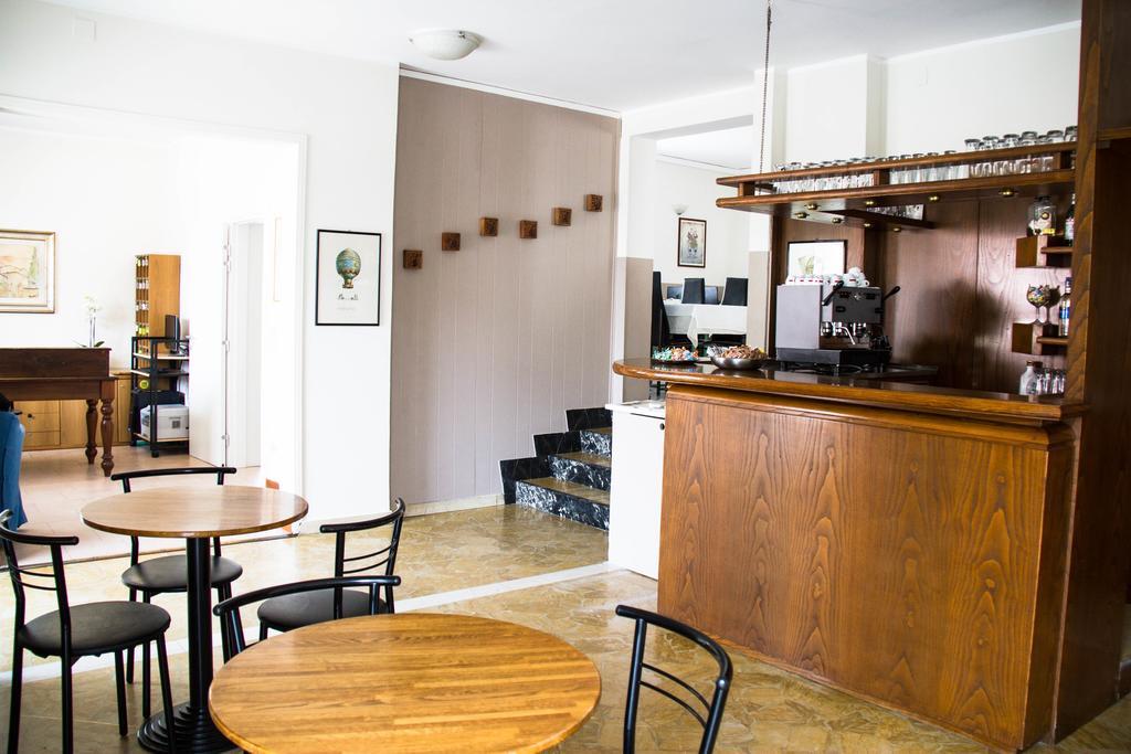 Hotel Arianna Ιζέο Εξωτερικό φωτογραφία