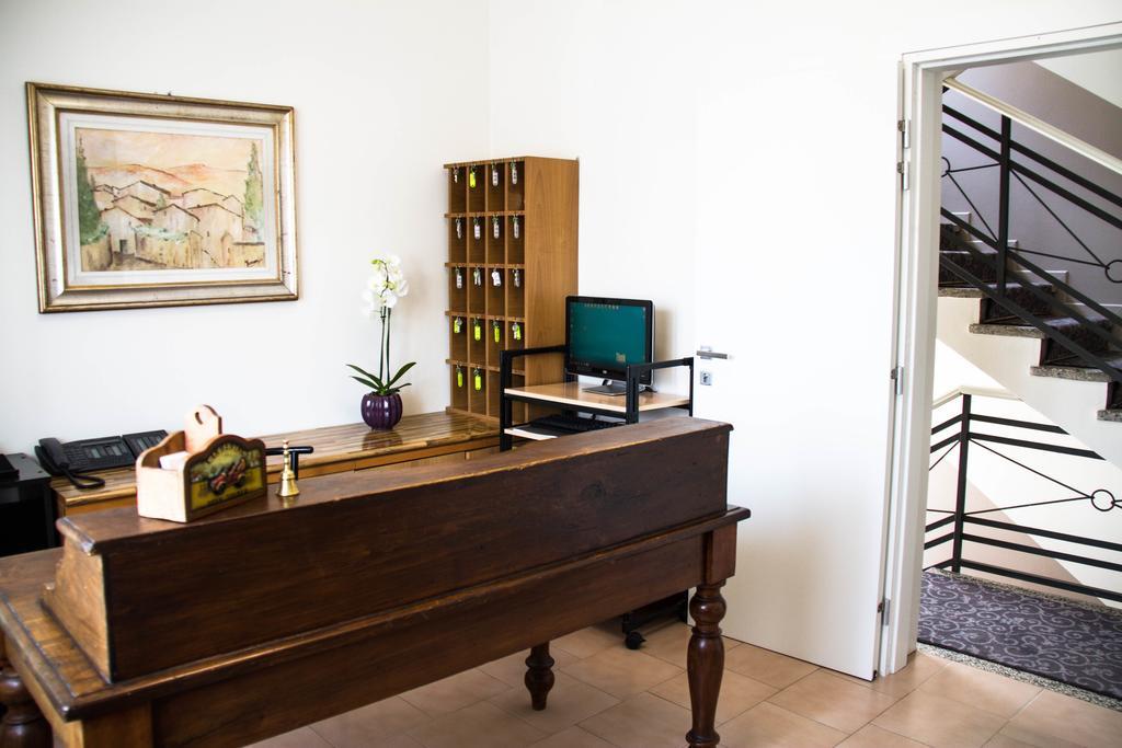 Hotel Arianna Ιζέο Εξωτερικό φωτογραφία